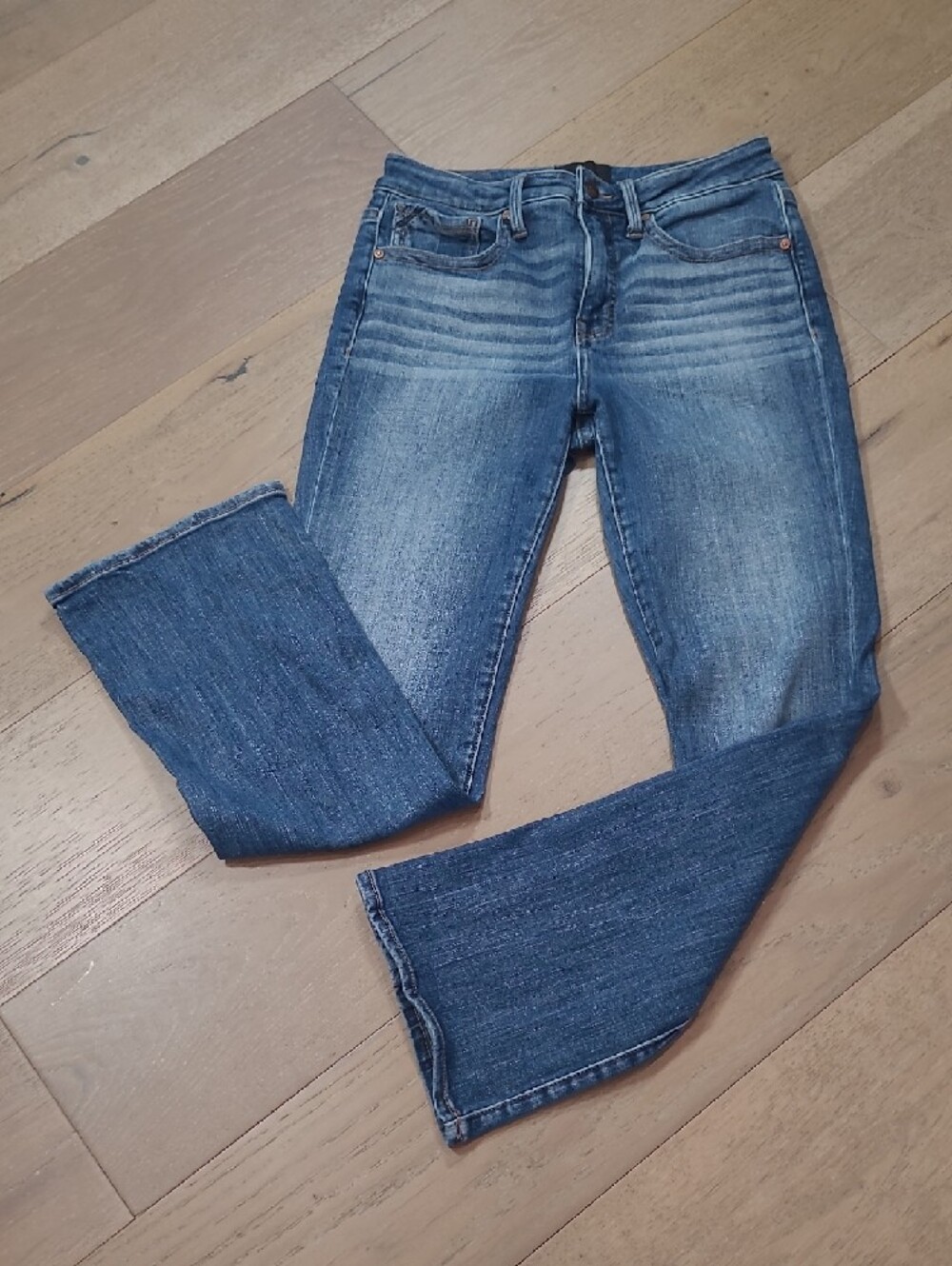 EUC Buckle Black Jeans Women's sz 28/30* Tailored Boot Cut Mid Rise Denim Jeans